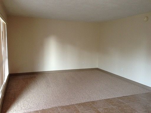 5th image of 1212 SW 5th Ave APT 1