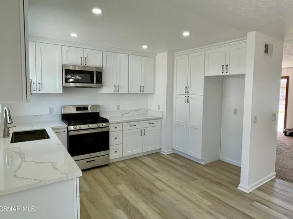 7361 Eisenhower St, Ventura, CA 93003
