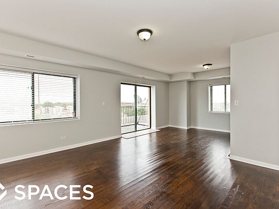 3rd image of 2451 W Howard St APT 412
