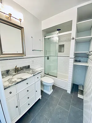 Rented by RELO REDAC INC. | media 15