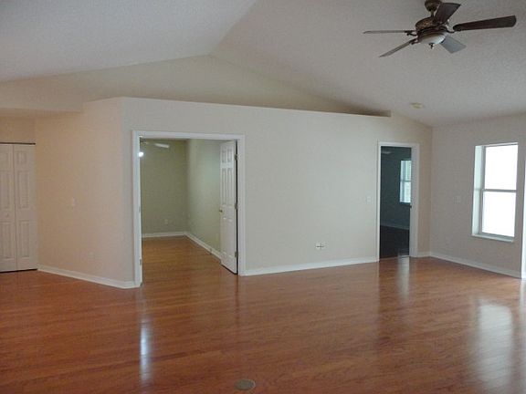 5th image of 753 Palm Hammock Cir