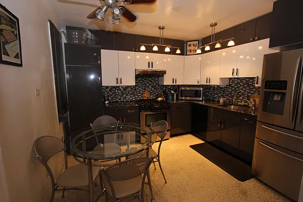 Sold by Superior Realty Service | media 29