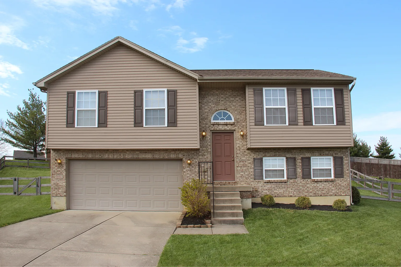 10339 Trent Ct photo 1