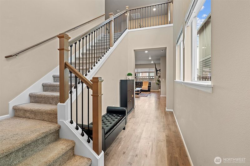 4th image of 32803 Stuart Avenue SE