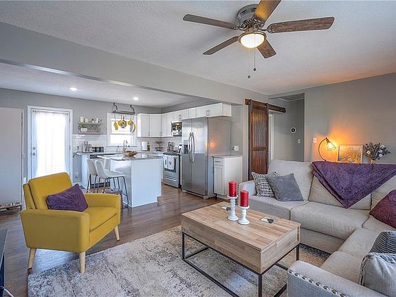 5th image of 8839 Virginia Ln