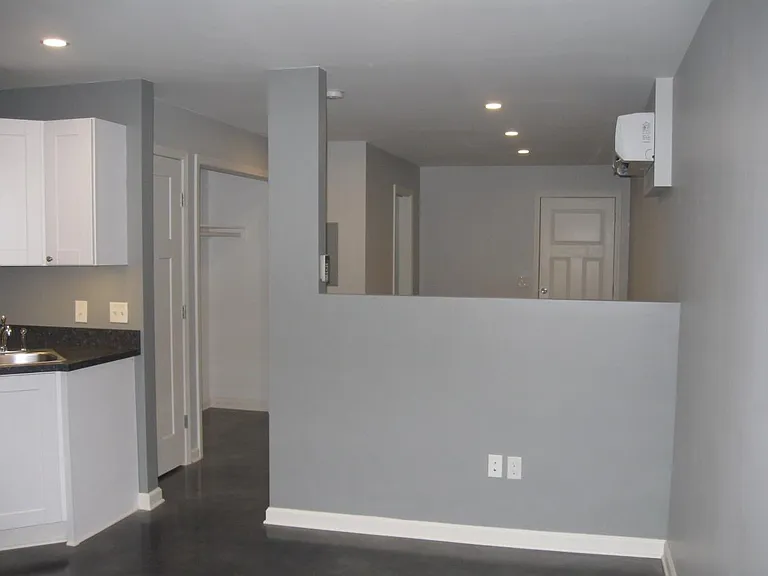 24 Trimble St #A — Photo 4