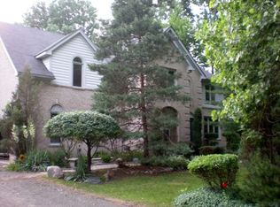 8785 24 Mile Rd, Utica, MI 48316