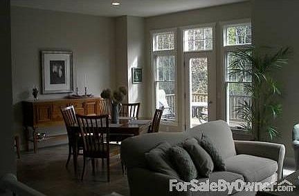 Dining
						:
						Open dining area with plenty of room for family gatherings.