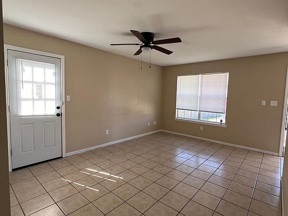 3rd image of 403 Brittney Way APT D