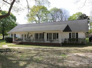582 Lake Dr, Jasper, TX 75951
