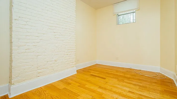 Rented by Nooklyn NYC LLC | media 13