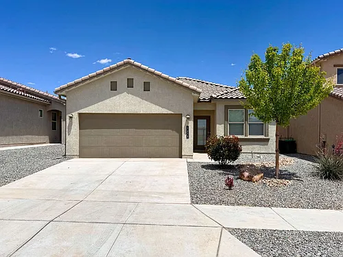 4248 Skyline Loop NE Photo 1