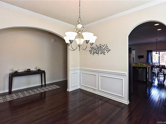 4th image of 2033 Newport Dr #85