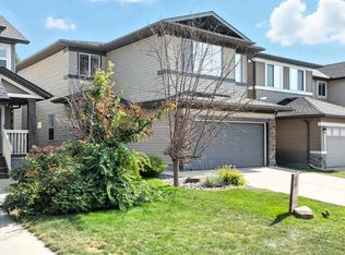 270 W Everoak Dr SW, Calgary, AB T2Y 0C4