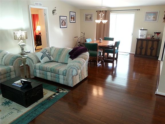 5th image of 338 Avocado Dr
