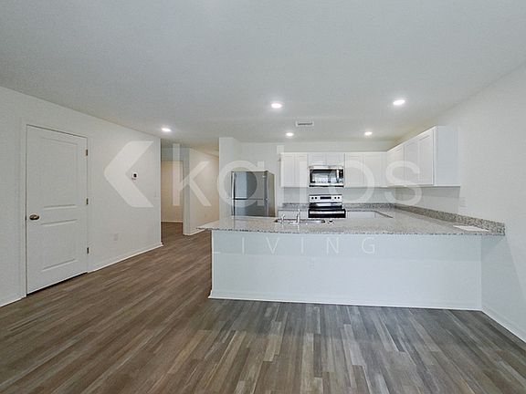 2nd image of 2306 NW 20th Pl