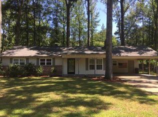 83 Azalea Dr, Columbus, MS 39705