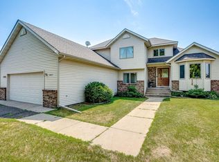 7025 258th St, Wyoming, MN 55092