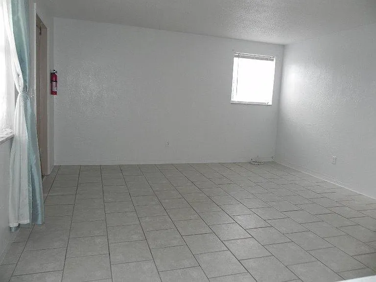 509 S Grandview Ave #1 — Photo 28