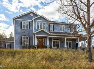 51115 Main Dr, New Buffalo, MI 49117