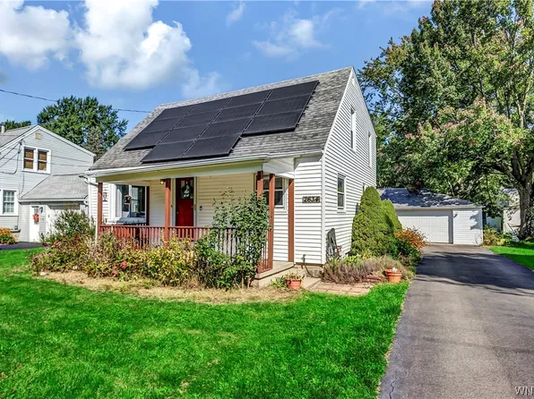 2634 Sunset Dr, Eden, NY 14057