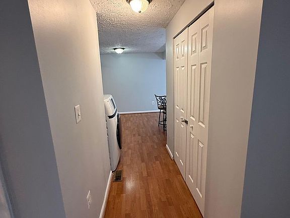 4th image of 8302 White Star Ct