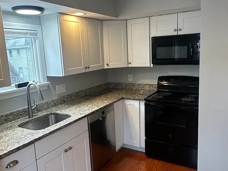 83 Taylor St #2 — Photo 2