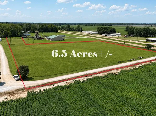 10352 Highway 82 E, Greenwood, MS 38930