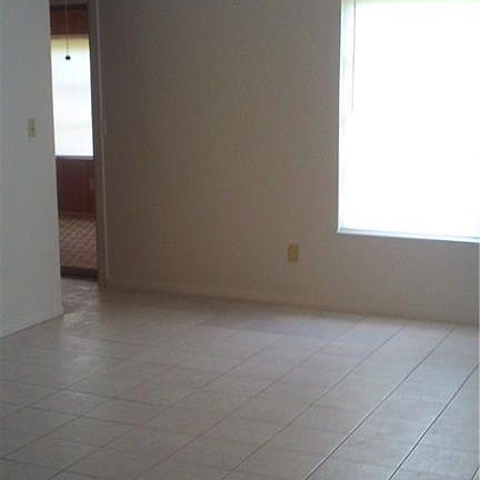 2nd image of 34 Tangerine Ct