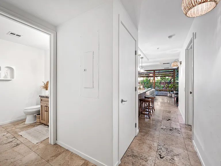 7151 E Rancho Vista Dr #1009 — Photo 2