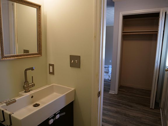 4th image of 2524 Lehaven Dr