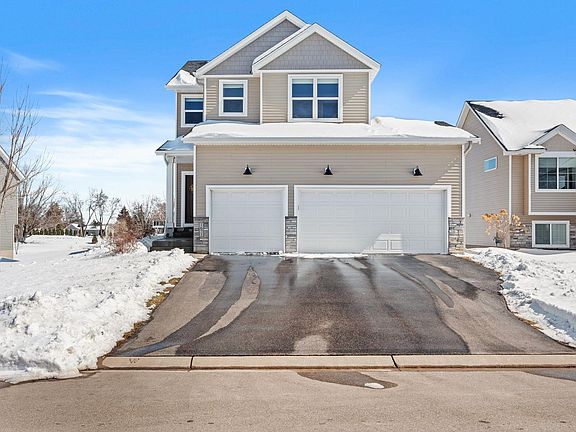 3rd image of 1671 Riverside Dr