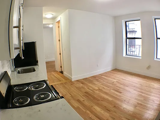 Rented by Lang Realty LLC | media 22