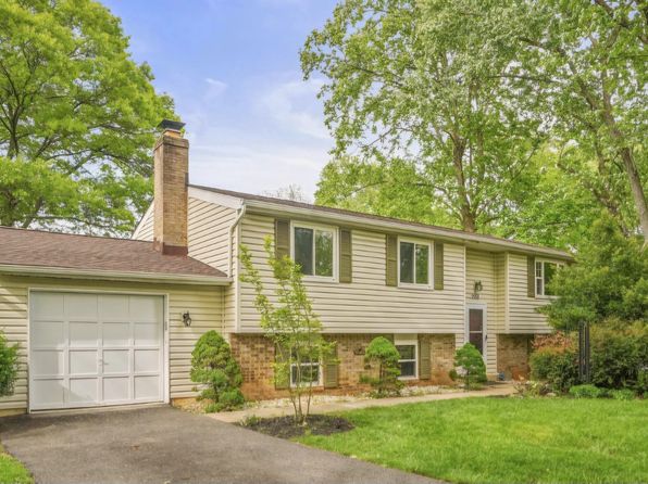 9001 Bannister Ln