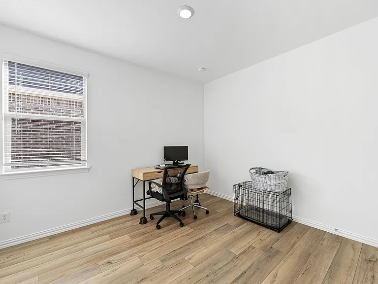 1209 Mesquite Ln — Photo 11