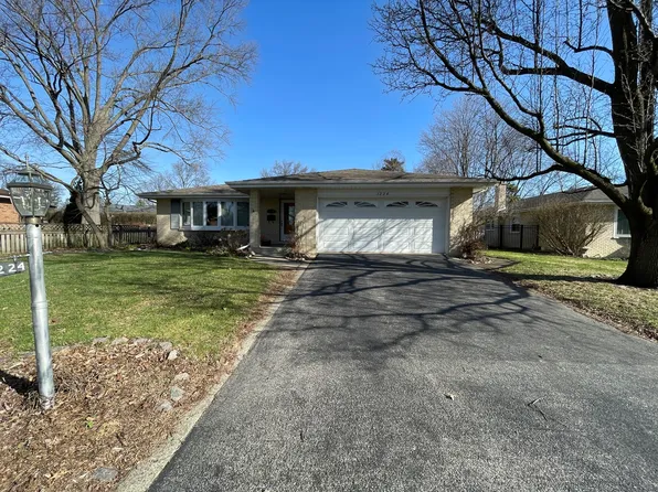 1224 W Sunset Rd, Mount Prospect, IL 60056