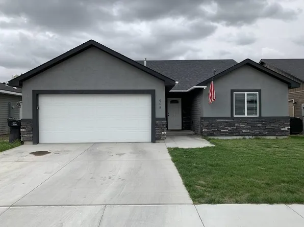 608 Conant Ave, Burley, ID 83318