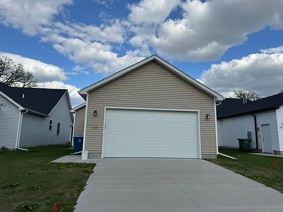 2nd image of 109 Coral Dr