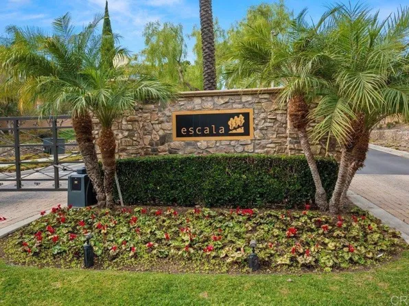 2552 Escala Cir, San Diego, CA 92108