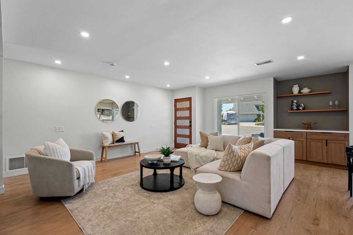 next background image