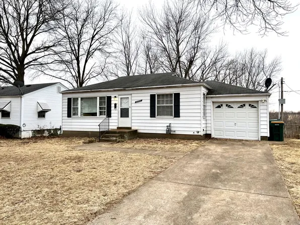 10405 Ewell Dr, Saint Louis, MO 63137