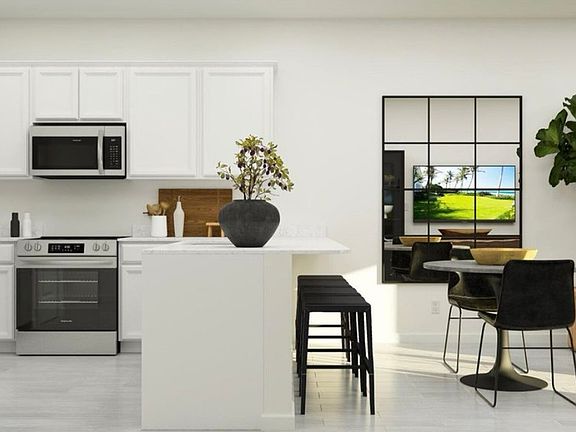 Breakfast Bar and Dining Area