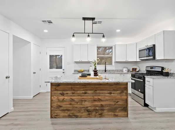 1115 Phillips Dr, Brownwood, TX 76801