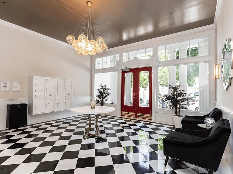 655 Stockton Street — Photo 13