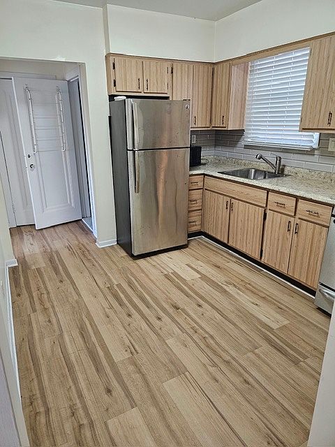 1st image of 336 Bronxville Rd