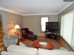 6476 S Canterbury Rd, Parma, OH 44129