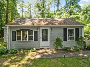8 3rd Ave, Lakeville, MA 02347