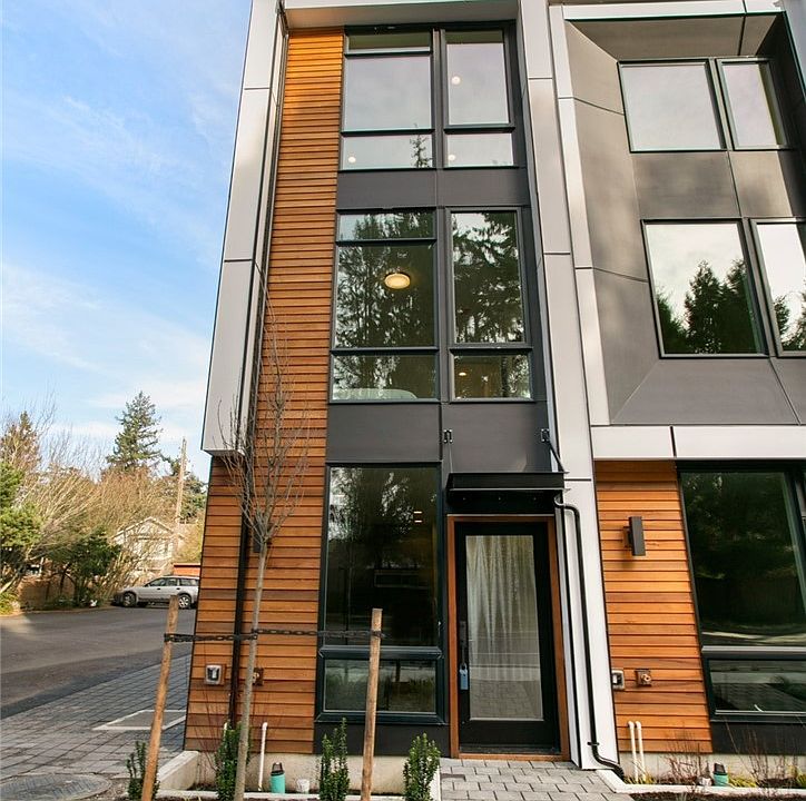 1st image of 8042 35th Ave NE #F
