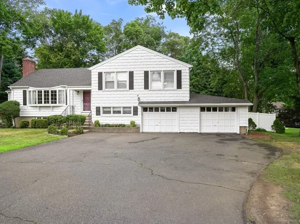 151 Bulkley Drive, Fairfield, CT 06825