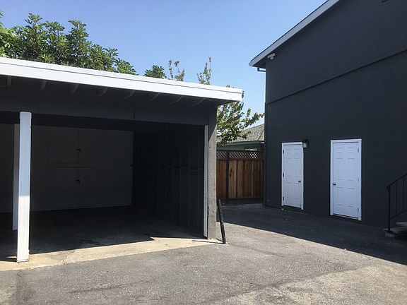 3rd image of 144 Redwood Ave #0